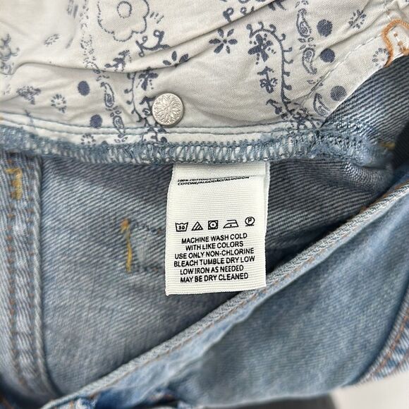 Free People We the Free Sofia Denim Short Regular Mid Rise Button Fly Size 27 - Picture 10 of 11